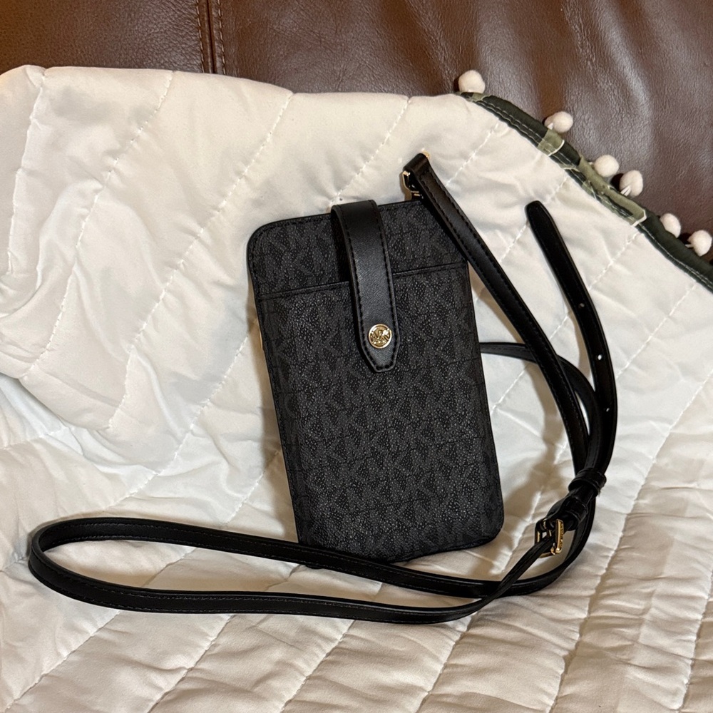 Black Michael Kors Crossbody Phone Bag